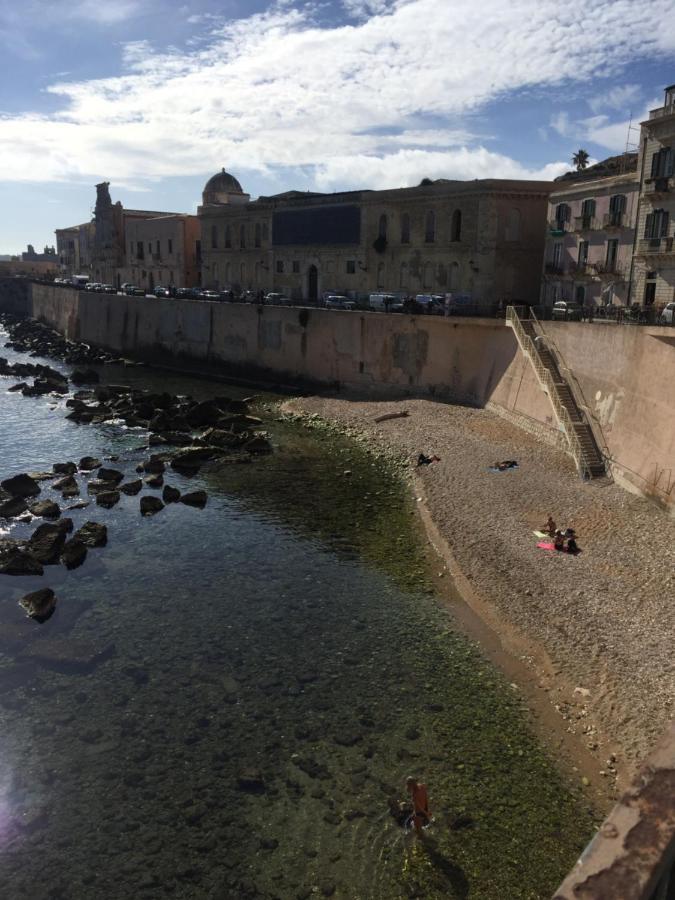 A Casuzza Maniace Leilighet Syracuse Eksteriør bilde